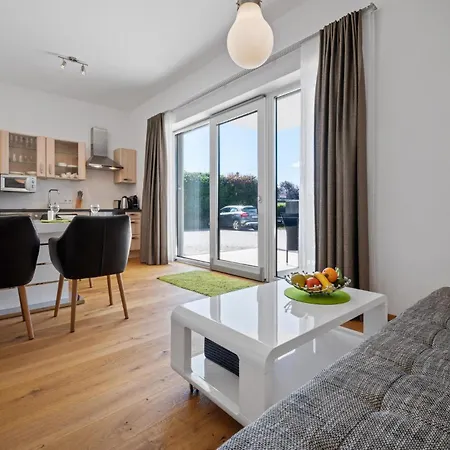 Apartament Gartenwohnung Pörtschach am Wörthersee