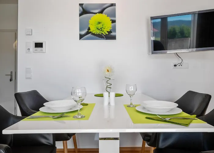 Apartament Gartenwohnung Pörtschach am Wörthersee